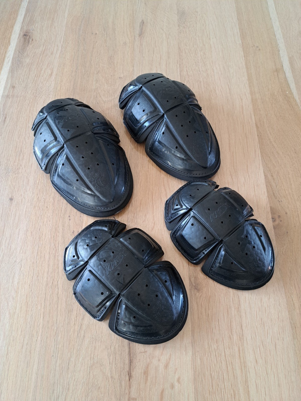 Set Knox motorjas protectors (schouder en elleboog), Motoren, Overige typen, Dames, Ophalen of Verzenden, K2K