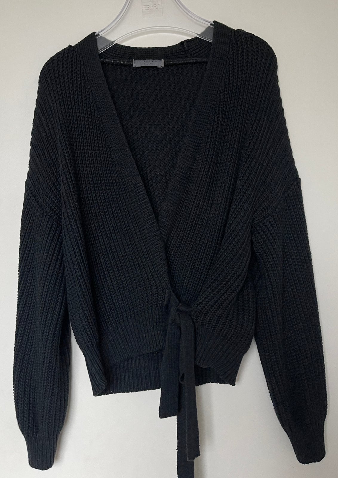 Overslag trui zwart, S/M, Kleding | Dames, Truien en Vesten, Ophalen of Verzenden, Zo goed als nieuw, Maat 36 (S), Zwart