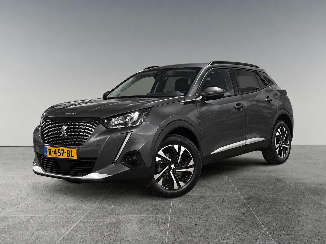 Peugeot 2008 Allure 1.2 Turbo 130pk | NAVI | STOELVERW. | CA, Auto's, Voorwielaandrijving, Gebruikt, 1199 cc, Handgeschakeld