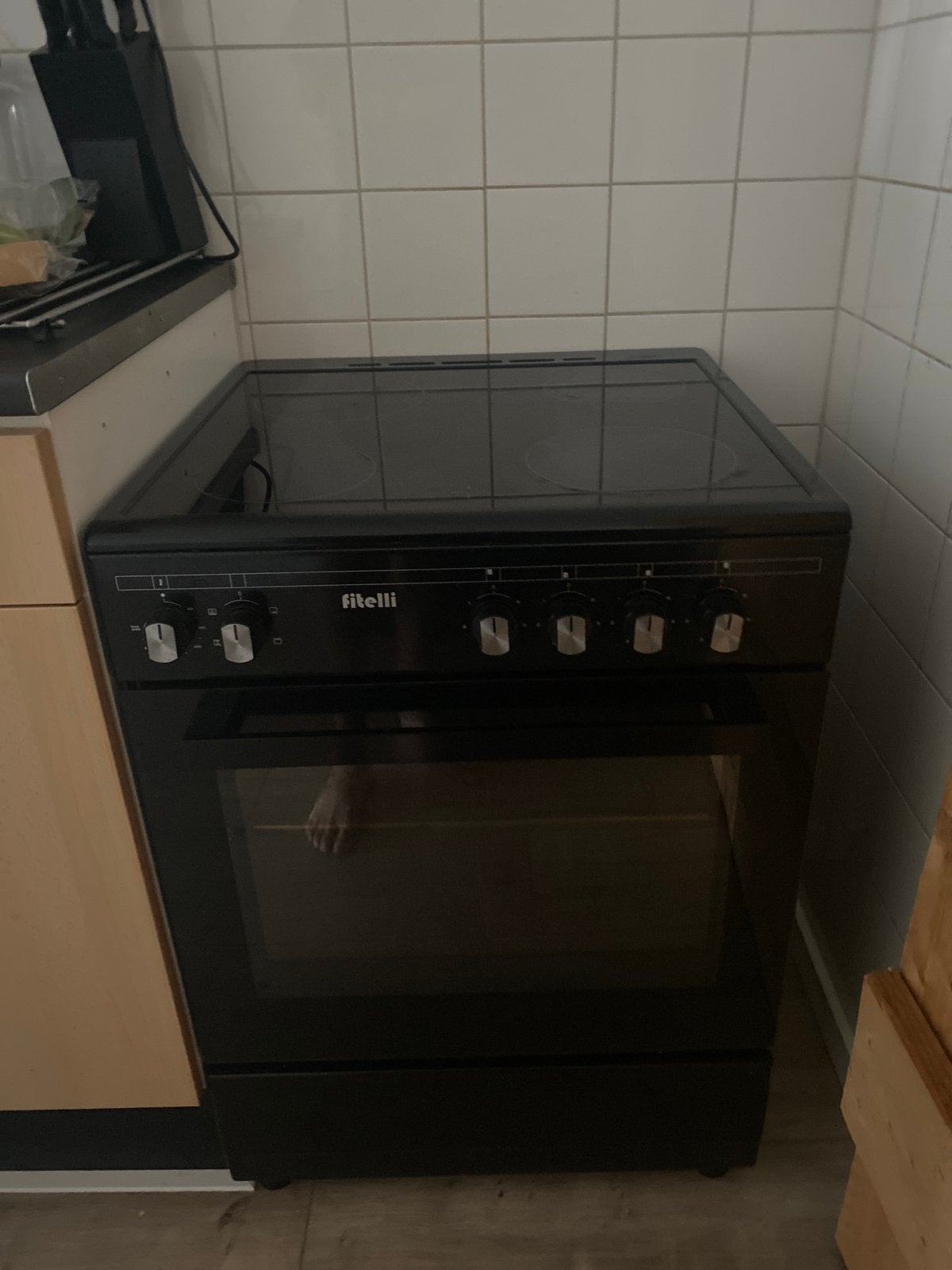 Fitelli Vrijstaand Keramisch Fornuis met Oven, Ophalen, Gebruikt, Keramisch, 4 kookzones