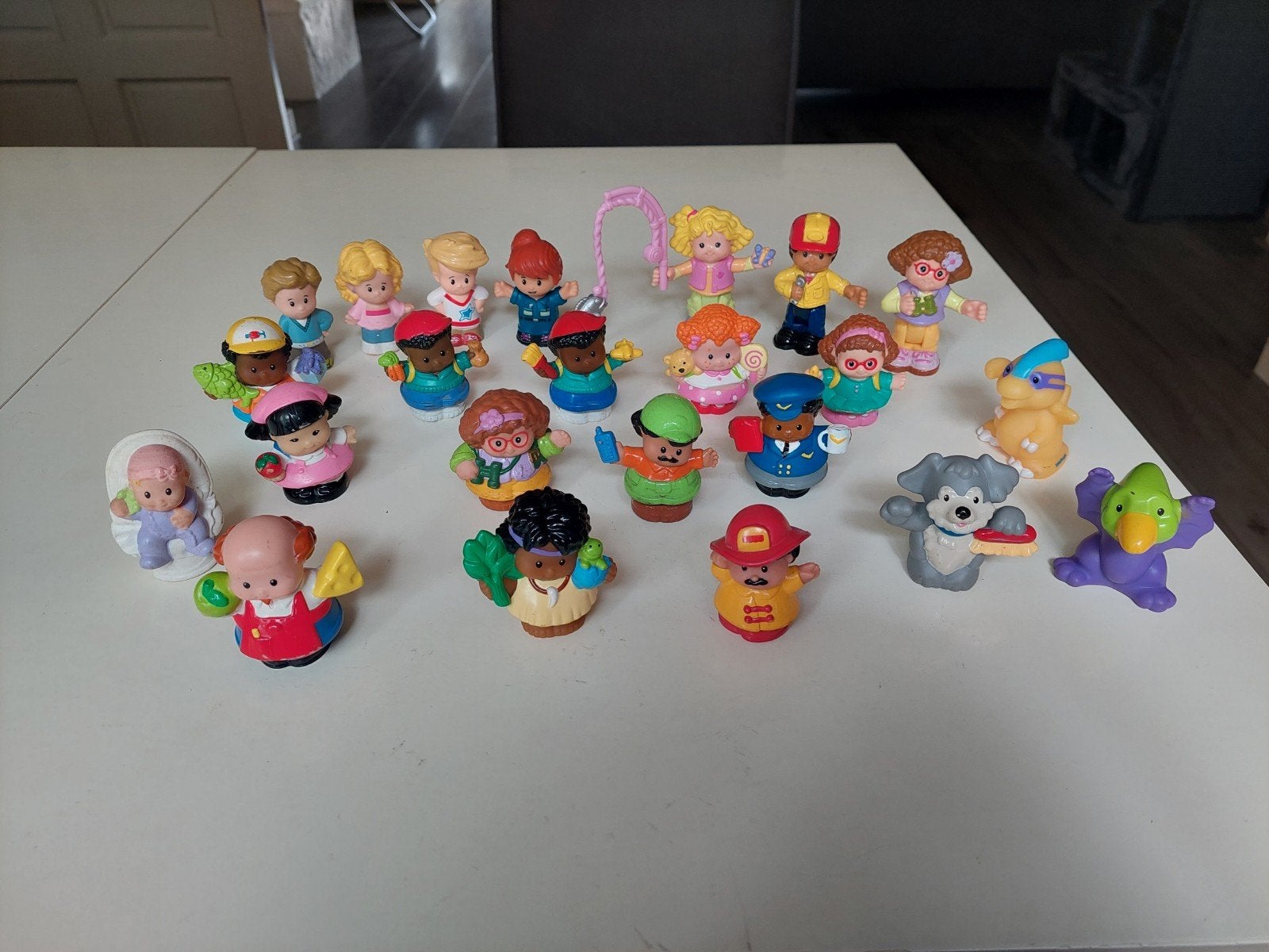 23 Fisher-Price Little People poppetjes - Diverse figuren, Kinderen en Baby's, Speelgoed | Fisher-Price, Ophalen of Verzenden