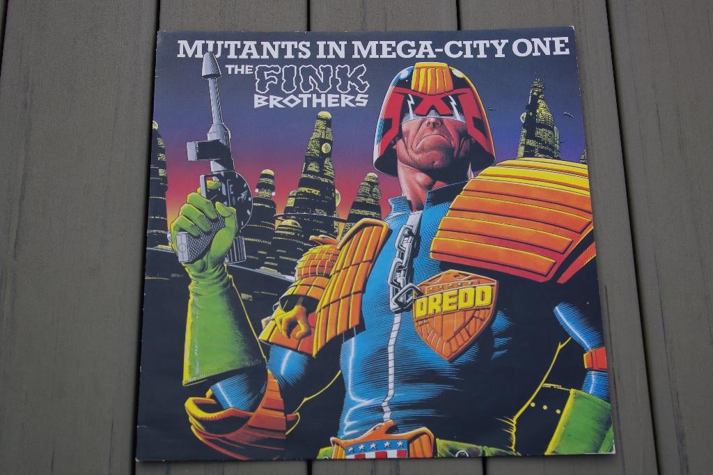 The Fink Brothers - Mutants in Mega-City one, Ophalen of Verzenden, Zo goed als nieuw, 12 inch, Poprock