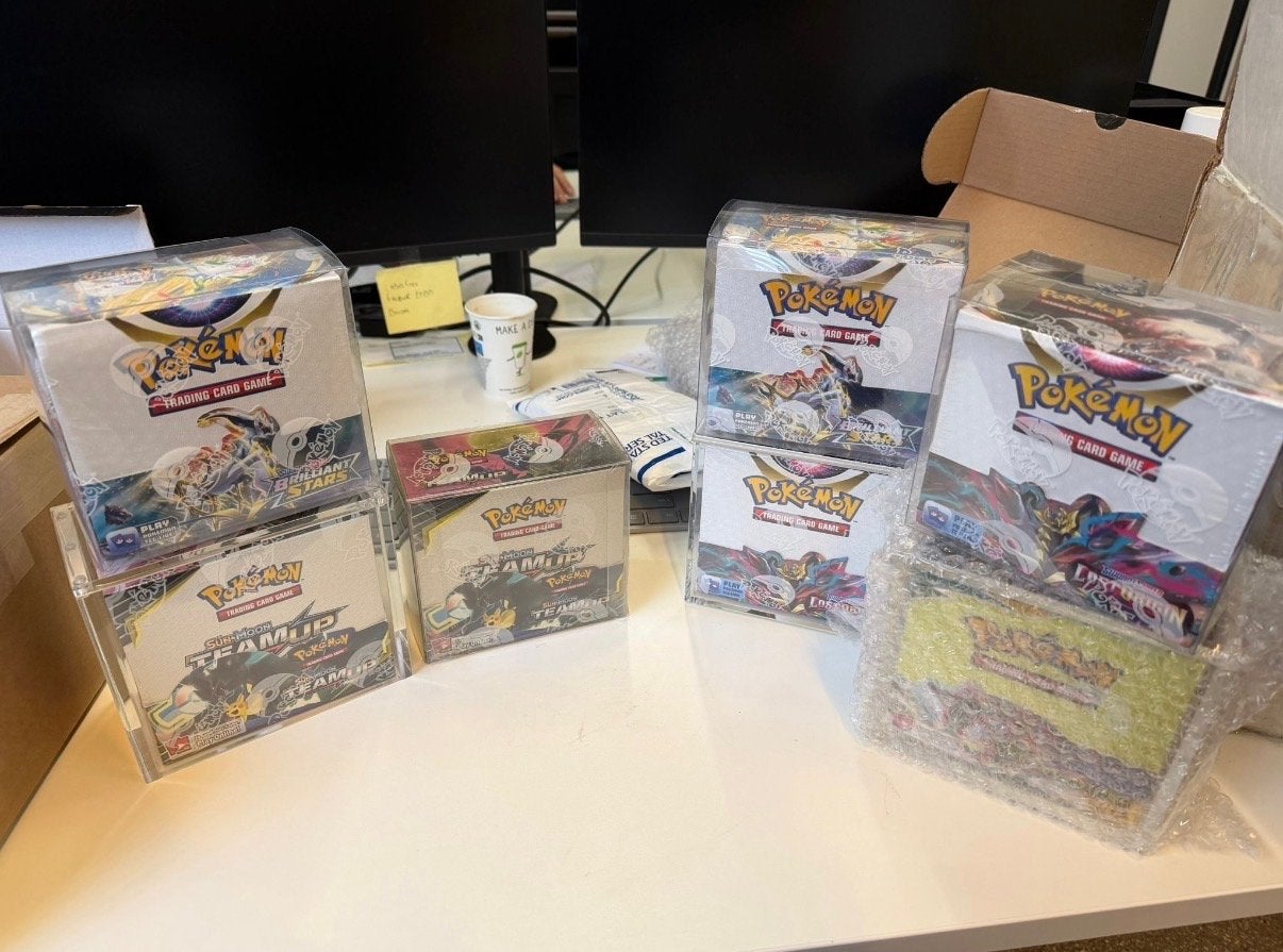 Diverse Pokémon Booster Boxen: Team Up, Brilliant Stars, Evo, Hobby en Vrije tijd, Verzamelkaartspellen | Pokémon, Ophalen of Verzenden