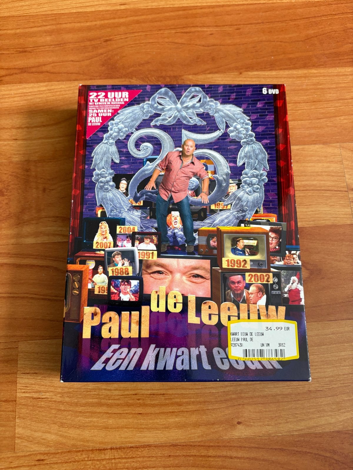 Paul de Leeuw - Een Kwart Eeuw (6 DVD Boxset), Cd's en Dvd's, Nederlands, Zo goed als nieuw, Komedie, Complete serie