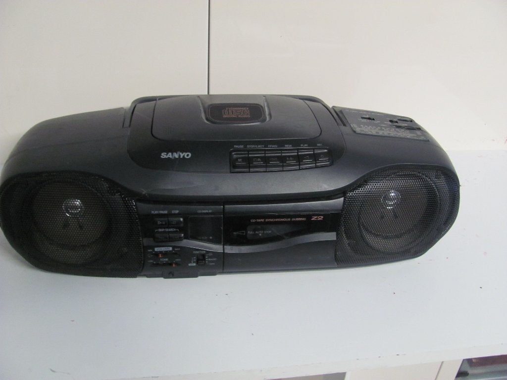 SANYO radiocassette/cd speler gebruikt, Ophalen of Verzenden, Gebruikt, Bouwradio, Met cd-speler
