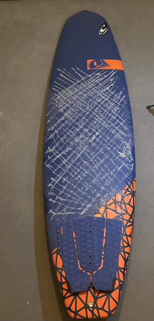 Direrectional Kiteboard /Airush Cypher 5.8, Watersport en Boten, Kitesurfen, Directional, Verzenden, Zo goed als nieuw, Kiteboard