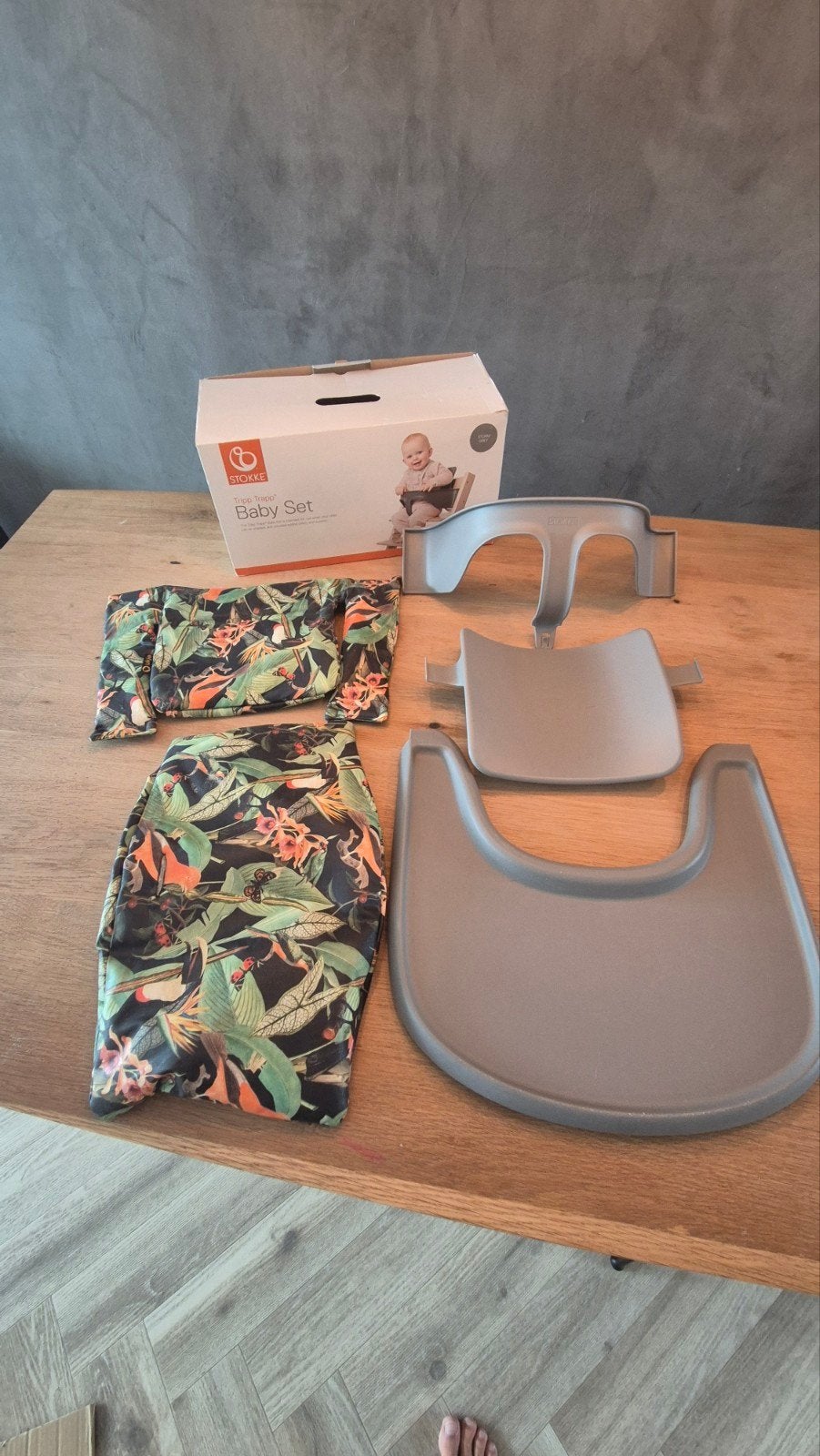 Stokke Tripp Trapp Baby Set met eetblad en kussens, Ophalen, Zo goed als nieuw, Meegroeistoel, Afneembaar eetblad