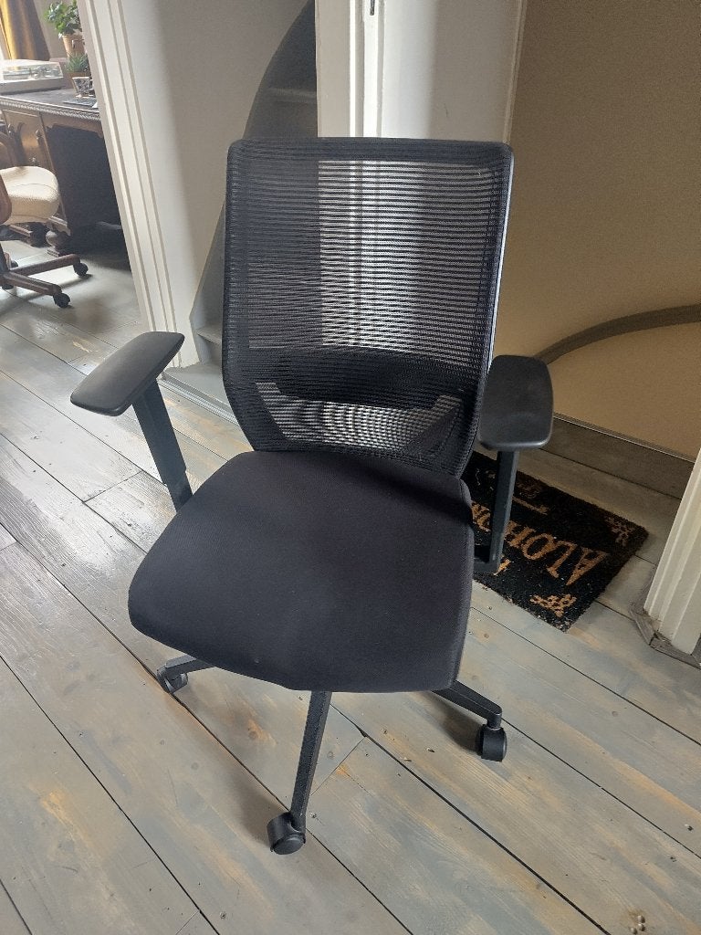 BENS Ergonomische Bureaustoel, Ophalen, Gebruikt, Zwart, Bureaustoel