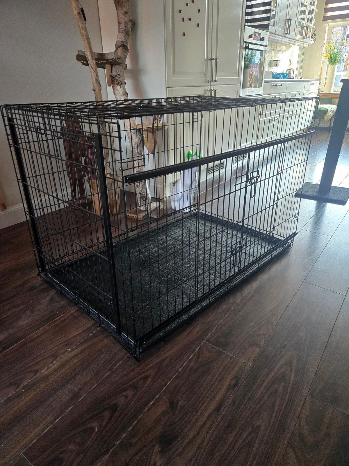 Grote hondenbench 120 x 75 x 82 cm + afsluitbare hoes, Dieren en Toebehoren, Hondenbenches, Ophalen, Zo goed als nieuw