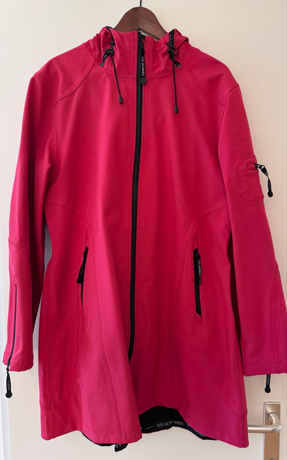 Ilse Jacobsen Water- en Winddichte Damesjas Maat 44 Fuchs, Kleding | Dames, Jassen | Winter, Maat 42/44 (L), Ophalen of Verzenden