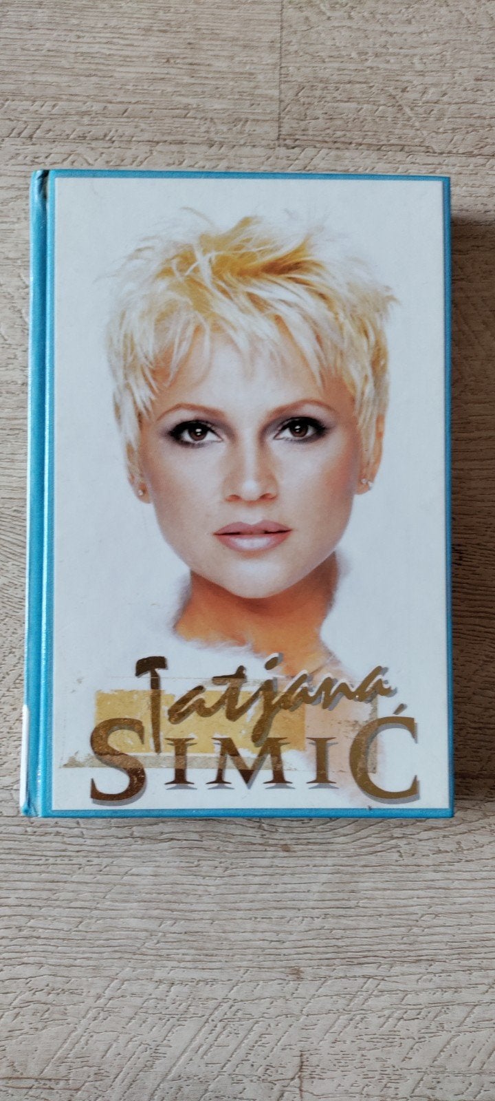 Tatjana Simic Boek - Een kijkje in haar leven,1987,filmster, Gelezen, Ophalen of Verzenden, Nederland, Tatjana Simic