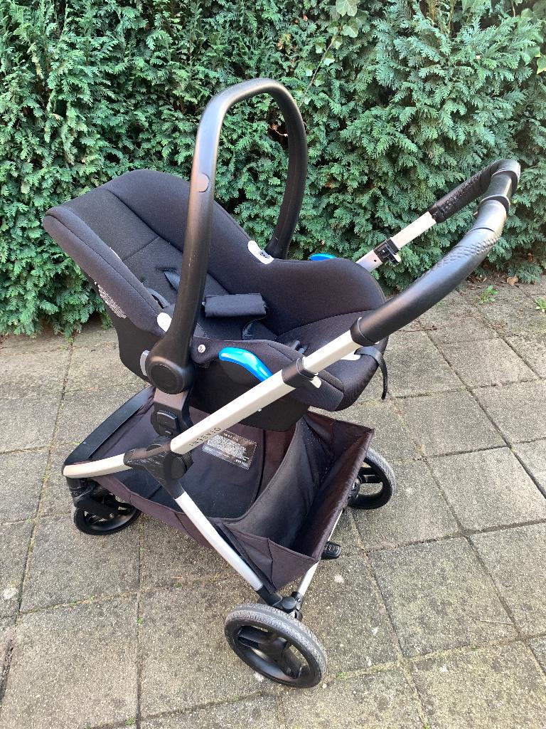 Baby wagen met wieg en baby autostoeltje van Insevio, Kinderen en Baby's, Kinderwagens en Combinaties, Gebruikt, Verstelbare duwstang
