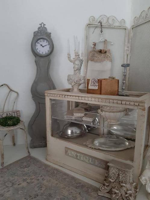 Grijze Mora klok , Poppenhuis 1:12...(FotoNr MO1), Ophalen of Verzenden, Nieuw, Poppenhuis