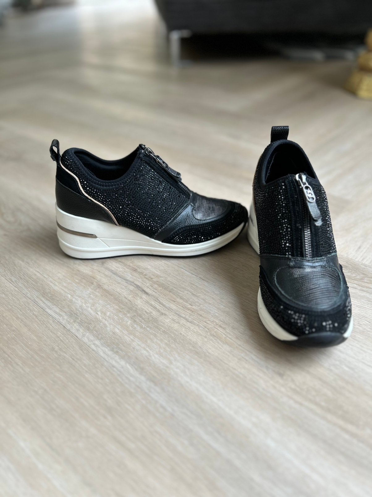 Dune London Evitaa wedge sneaker studs zwart wit maat 38, Zwart, Ophalen of Verzenden, Sneakers of Gympen, Zo goed als nieuw