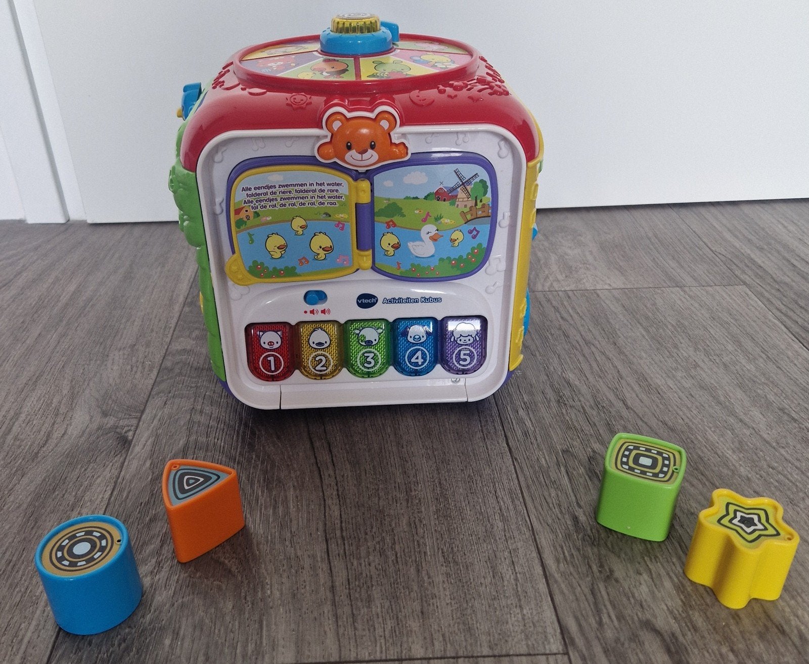 Vtech kubus baby ZGAN, Ophalen of Verzenden, Zo goed als nieuw, 6 maanden tot 2 jaar