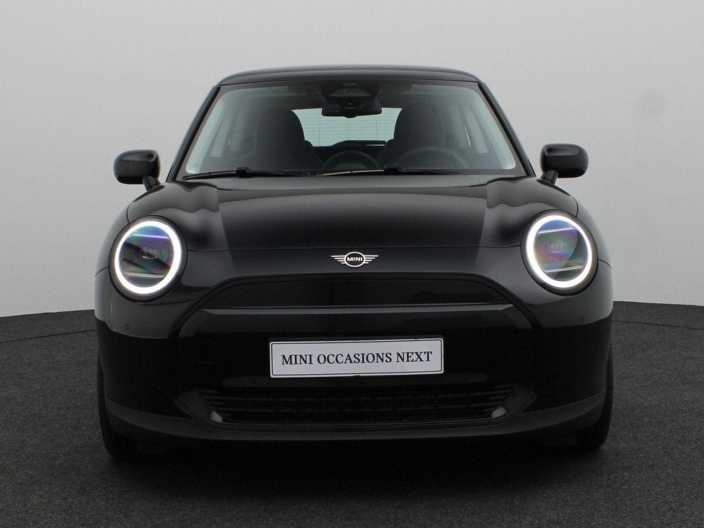 MINI Cooper E Classic S 40.7 kWh, 41 kWh, Met garantie (alle), 4 stoelen, Leder en Stof