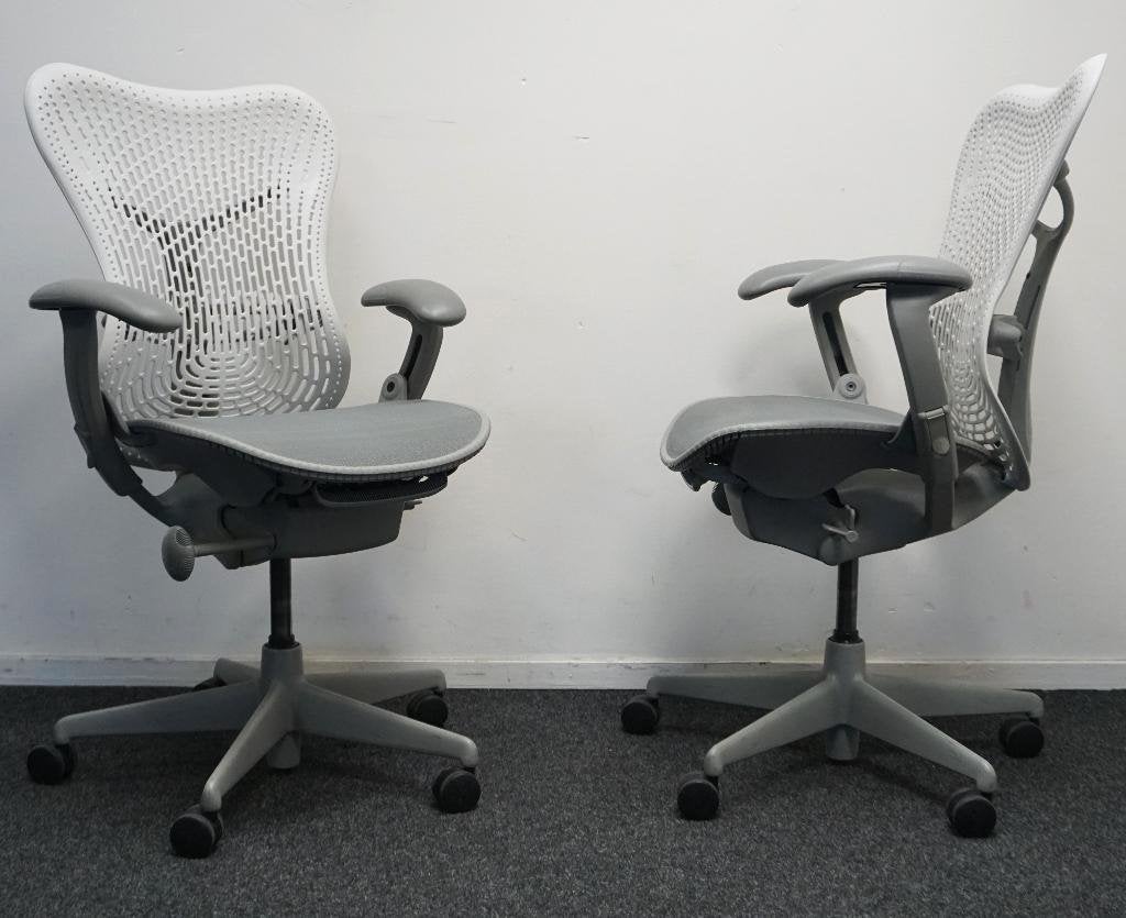 Herman Miller Mirra 1 Bureaustoelen | Grijs / Lichtgrijs