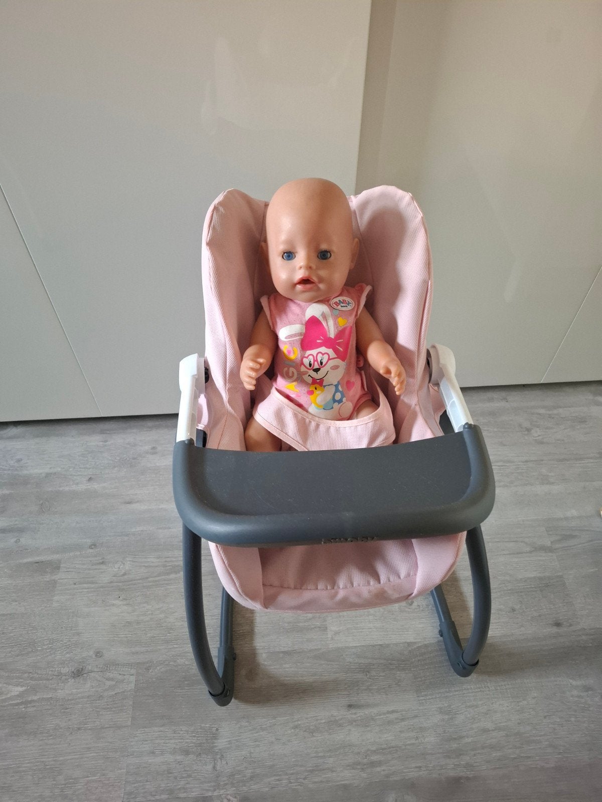 Baby Born pop met kinderstoel en maxicosi, Kinderen en Baby's, Ophalen, Gebruikt, Babypop