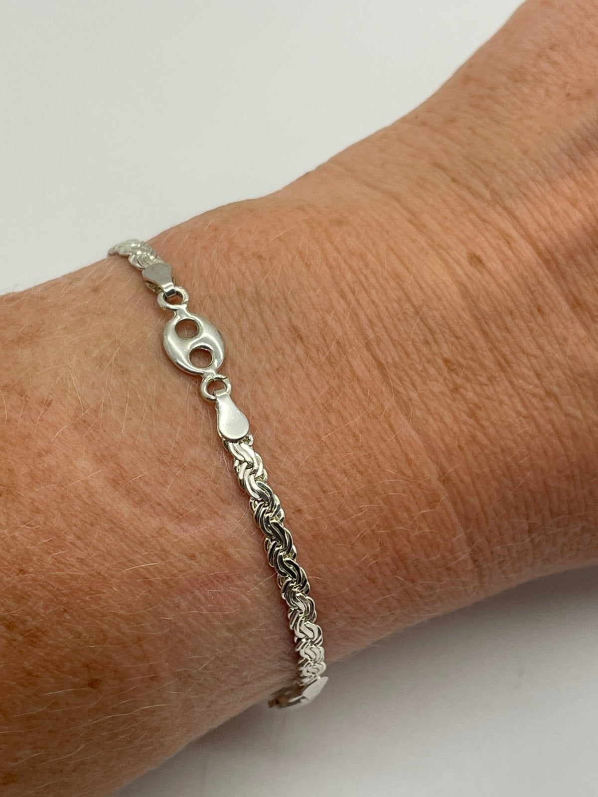 E529 Prachtige zilveren armband koffieboon schakel, Ophalen of Verzenden, X, Zilver, Zilver