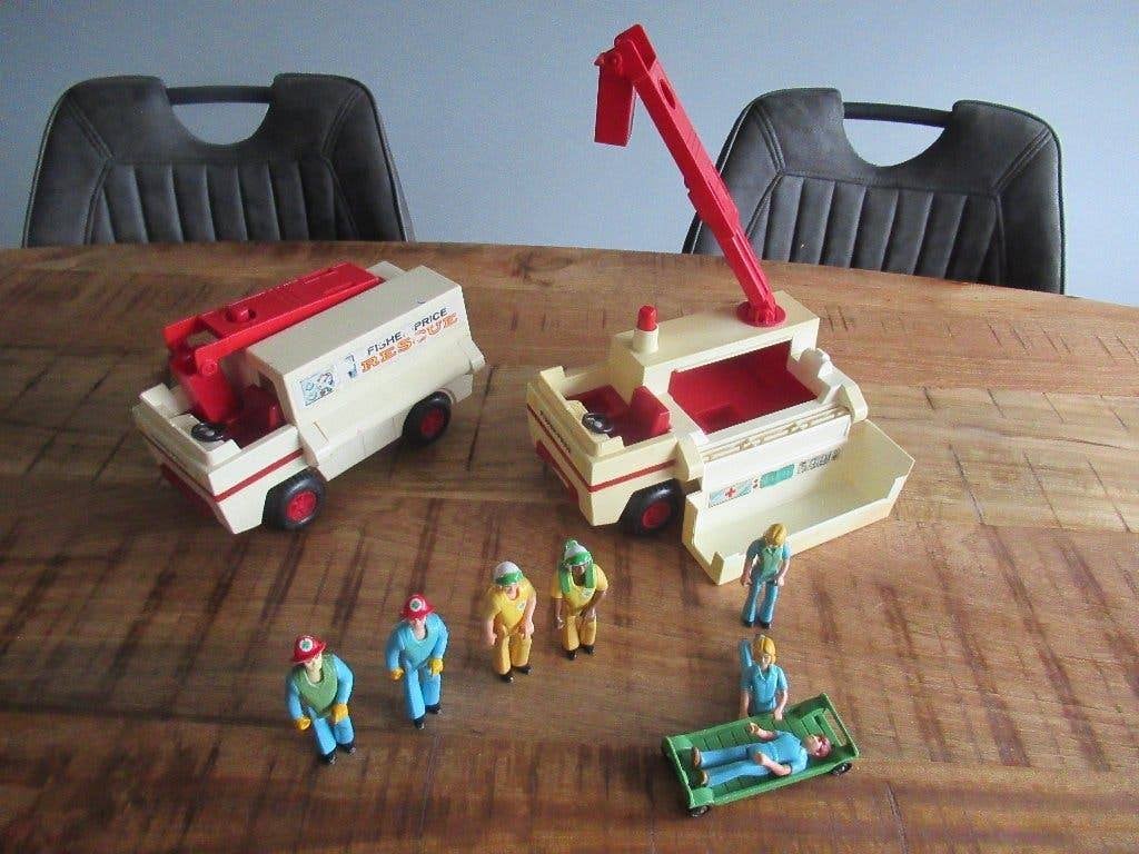 Fisher Price Vintage Rescue set No 303 2x brandweer Truck, Ophalen of Verzenden, Gebruikt, Auto of Voertuig