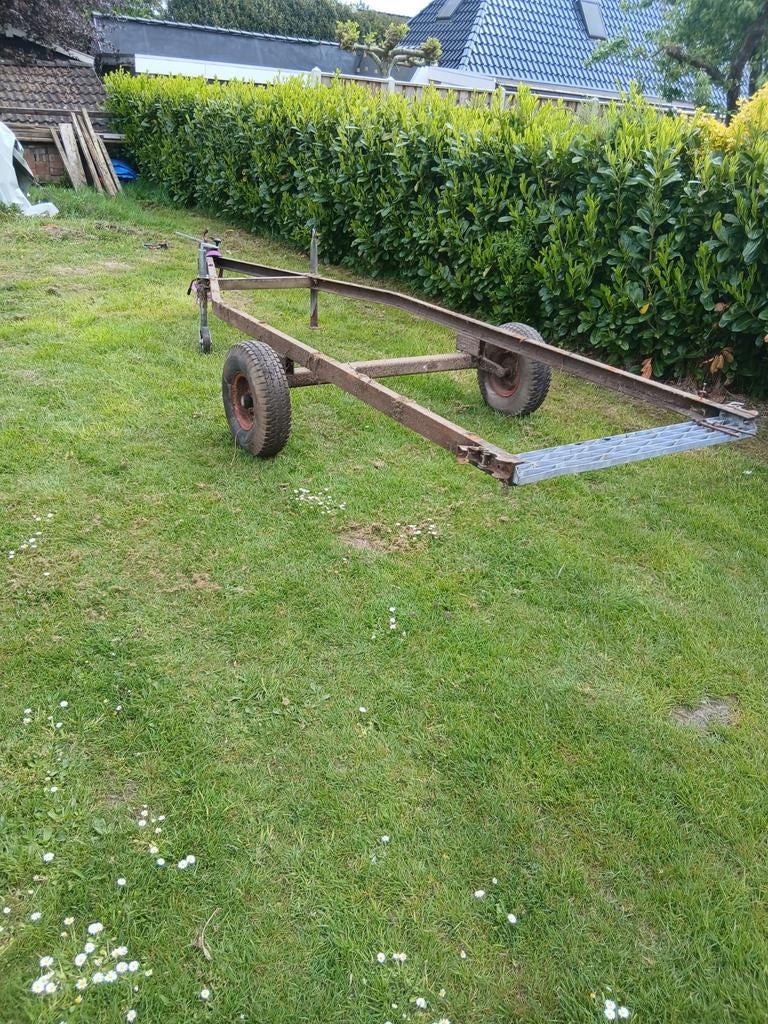 Stevig onderstel van pipowagen, Ophalen, Gebruikt