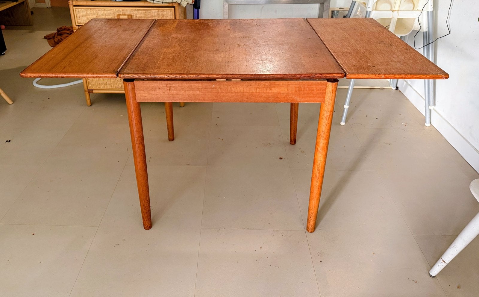 Vintage Teakhouten Eettafel - Uitschuifbaar, Ophalen of Verzenden