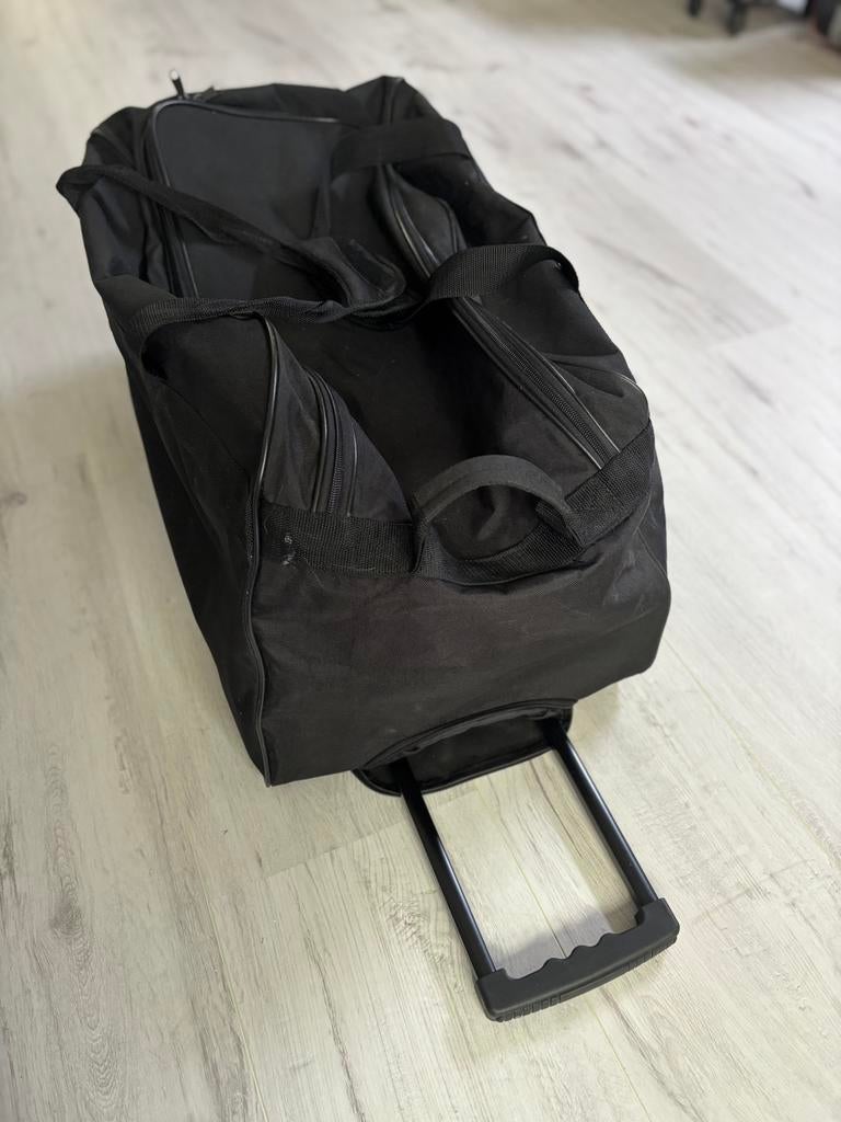 Grote reistassen Tupperware, Sieraden, Tassen en Uiterlijk, Tassen | Reistassen en Weekendtassen, 30 cm of meer, Zwart, Zo goed als nieuw