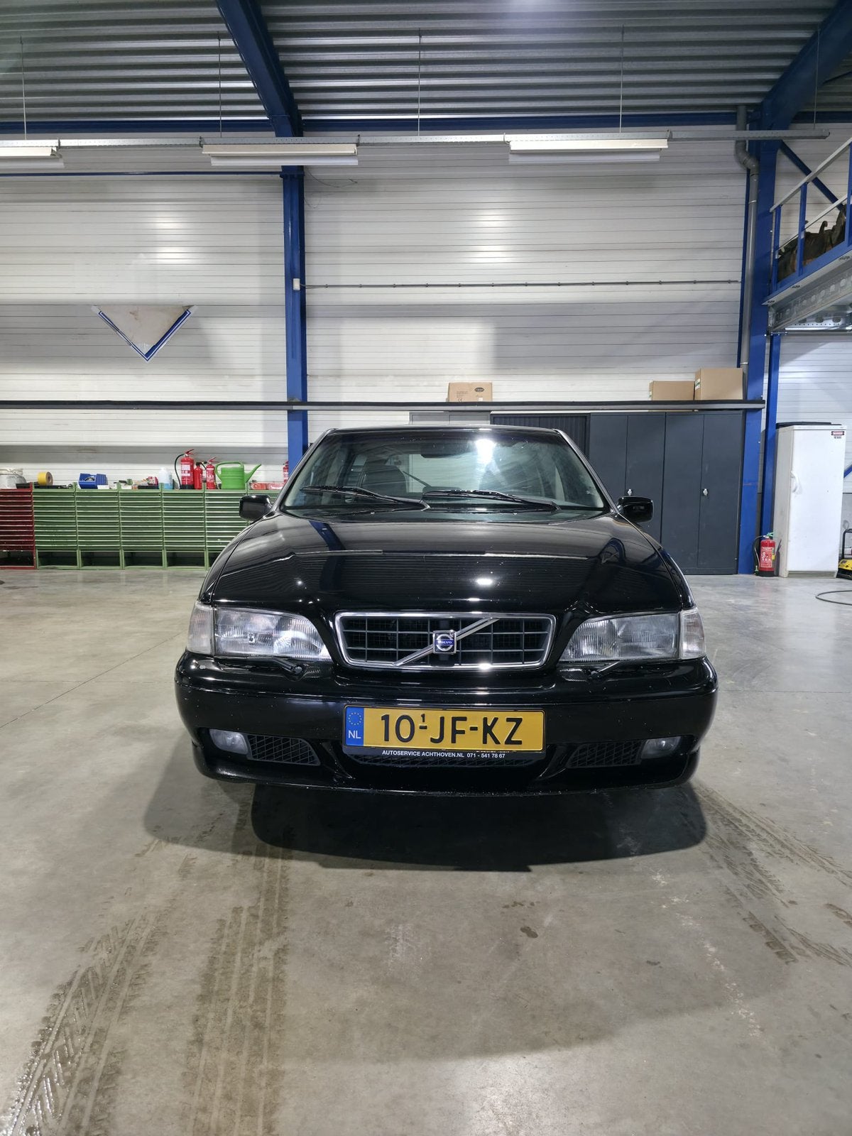 Volvo V70 2.3 R 1997 Zwart, foto 2