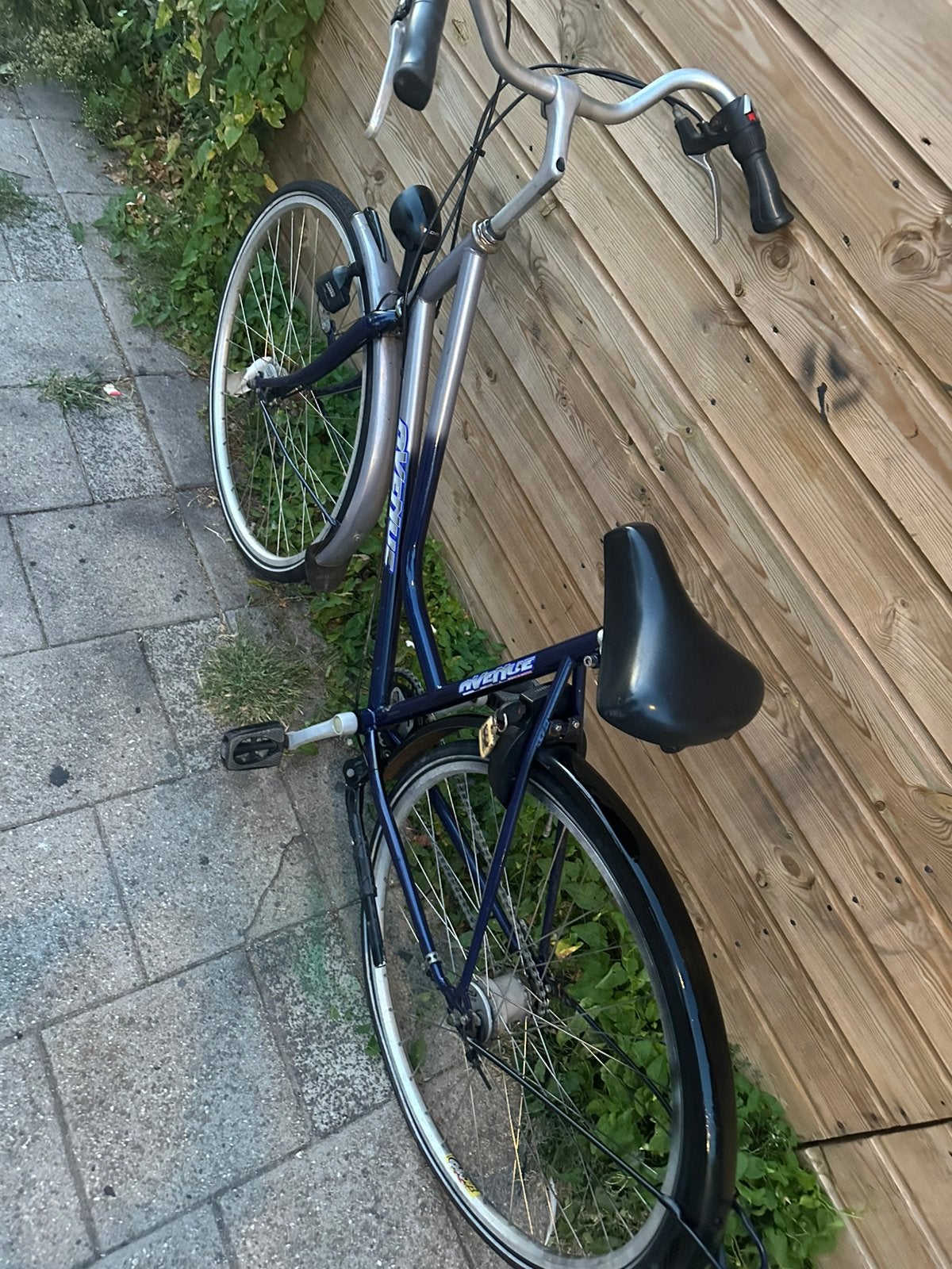 28 inch stadsfiets – 3 versnellingen 2 handremmen geod staat, 28 inch, Gebruikt, Aluminium, 15 tot 20 versnellingen