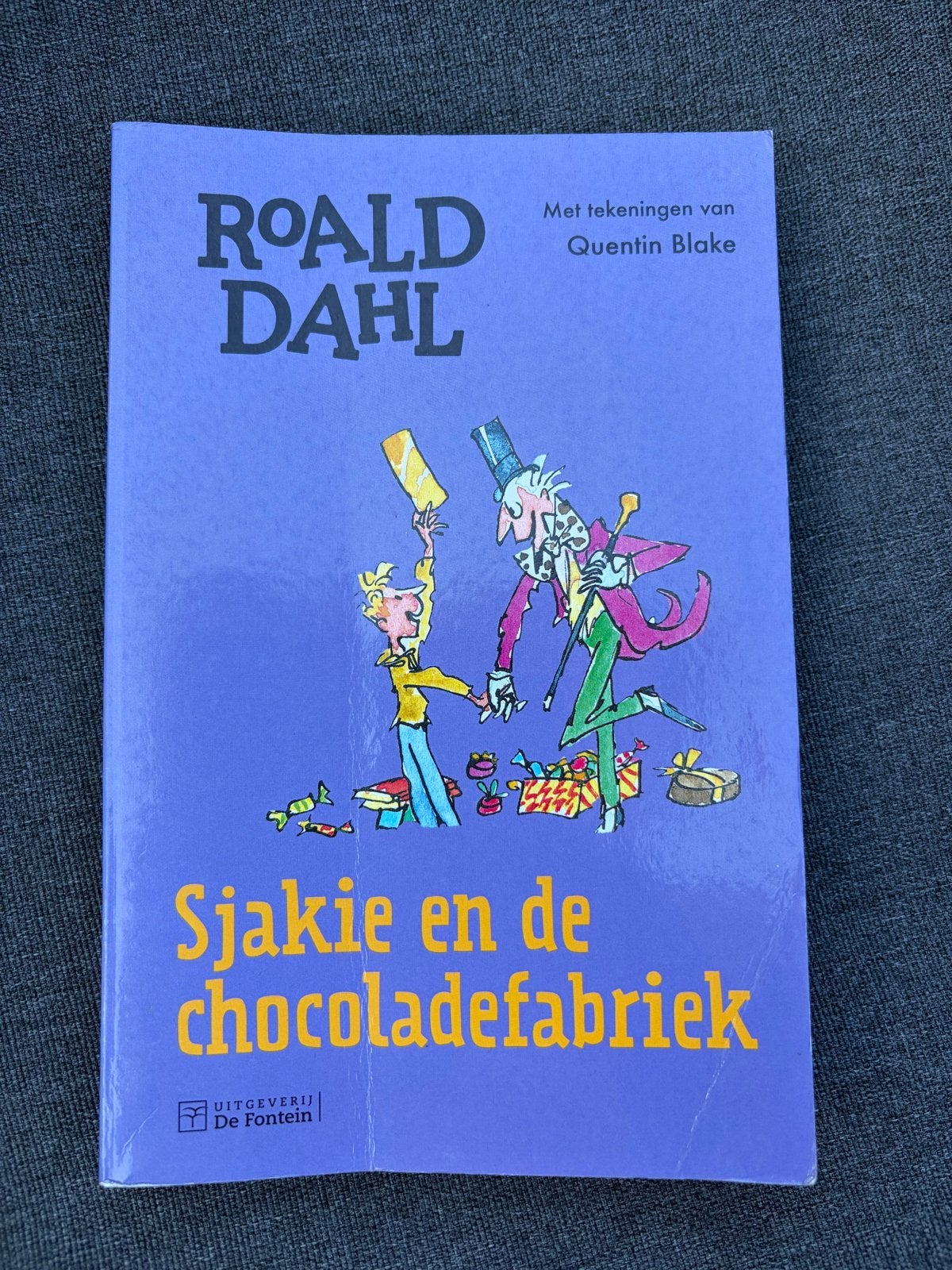 Sjakie en de chocoladefabriek - Roald Dahl, Ophalen of Verzenden, Gelezen, Fictie algemeen