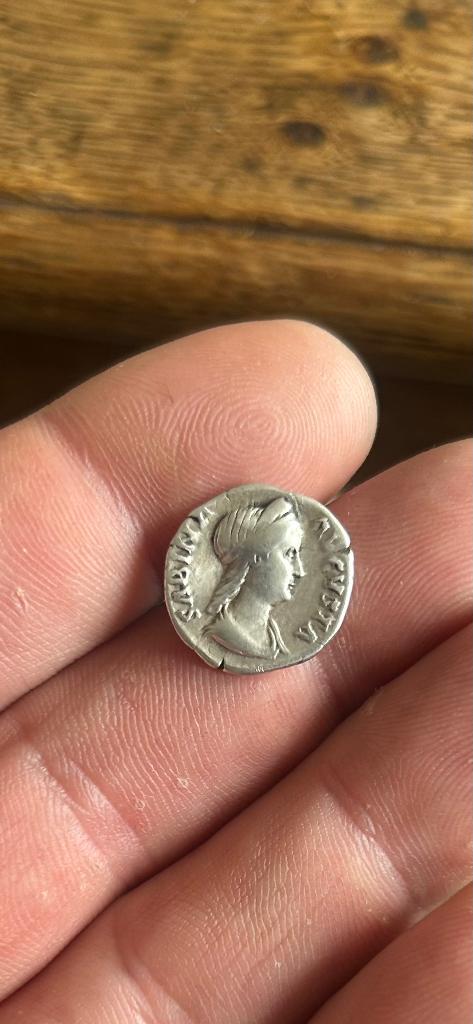 Denarius van Sabina, Ophalen of Verzenden, Italië, Losse munt, Zilver