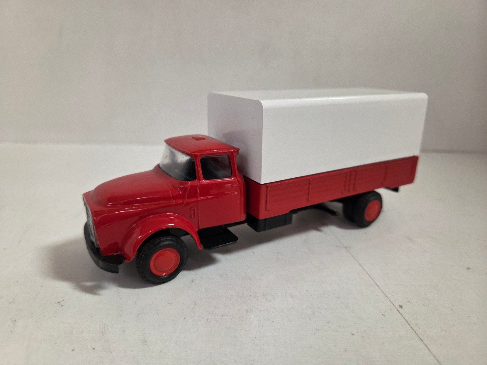 Lion Car DAF Torpedo 1:50, ., Ophalen of Verzenden, Zo goed als nieuw, ..