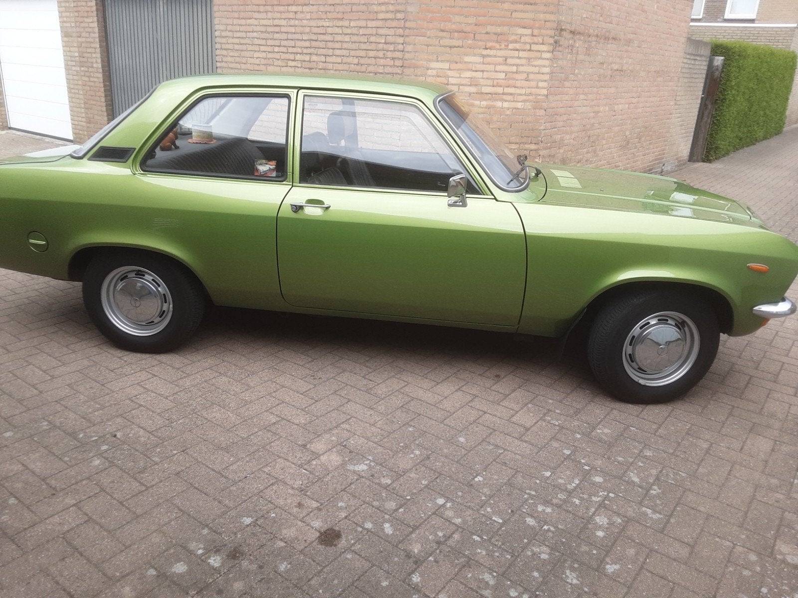 Opel Ascona A 1.6S 1974 oldtimer (TAXATIEWAARDE €17.000), Auto's, Origineel Nederlands, 93 pk, Particulier, Hatchback
