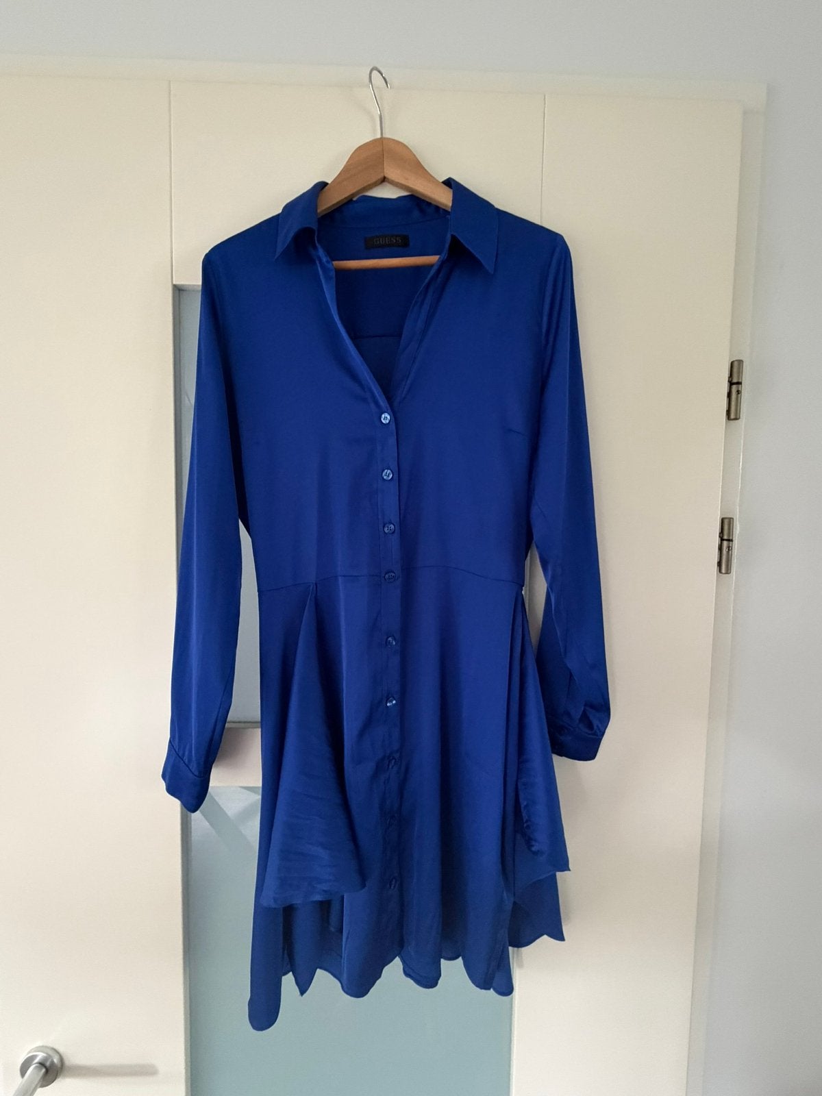 Guess jurk M, Kleding | Dames, Ophalen of Verzenden, Zo goed als nieuw, Maat 38/40 (M), Blauw