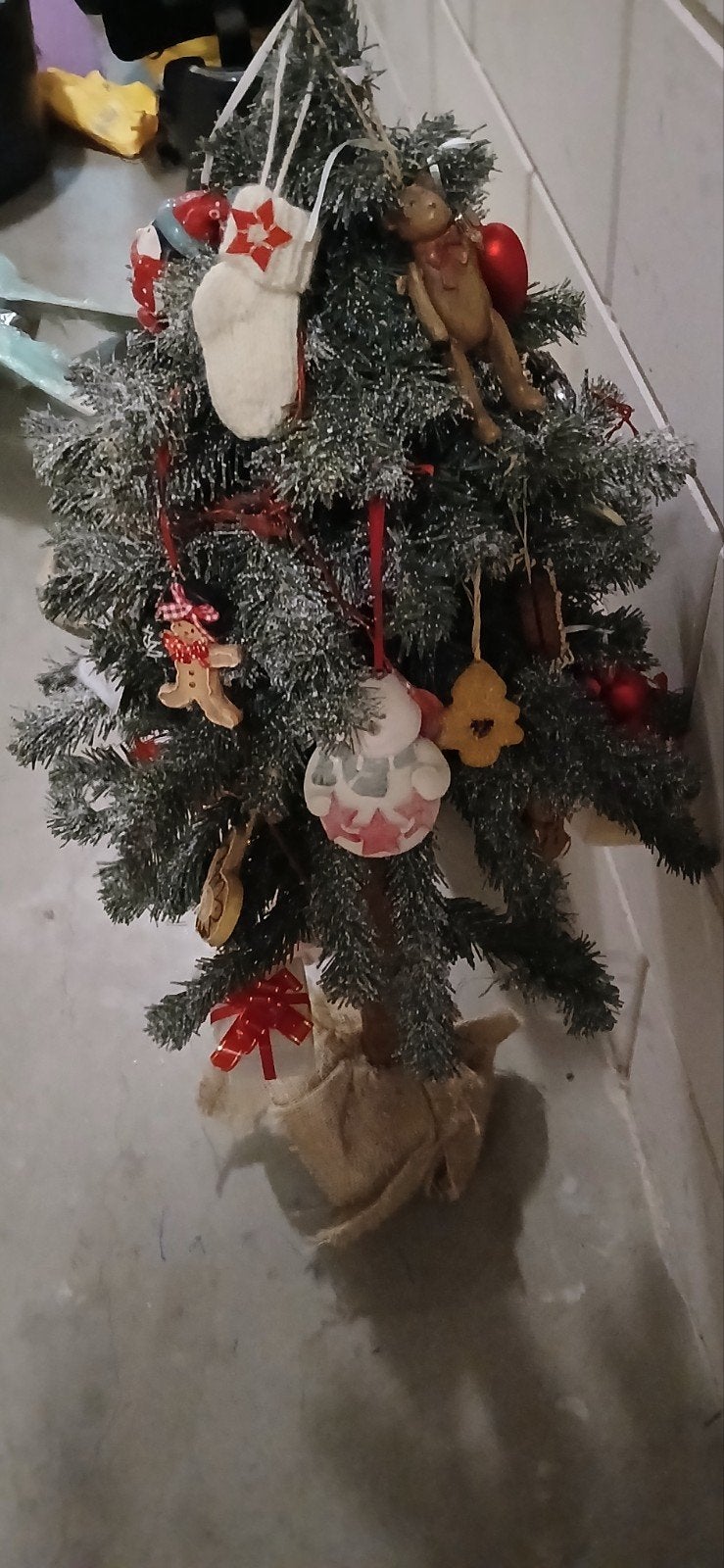 Kerstboom met hangertjes, Diversen, Ophalen of Verzenden