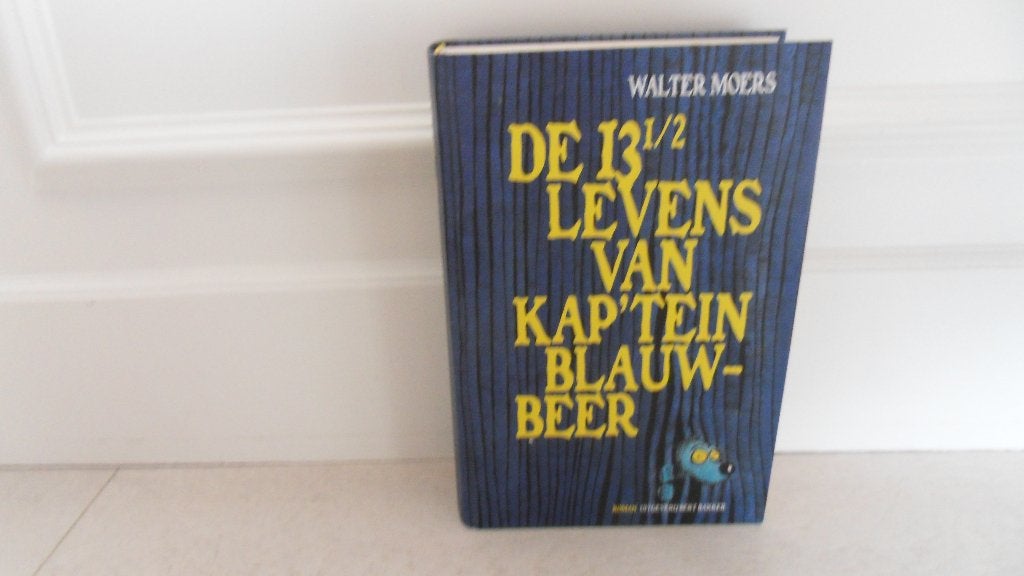 Walter Moers : De 13½ levens van kaptein Blauwbeer / 13.5, Ophalen of Verzenden, Gelezen, Walter Moers