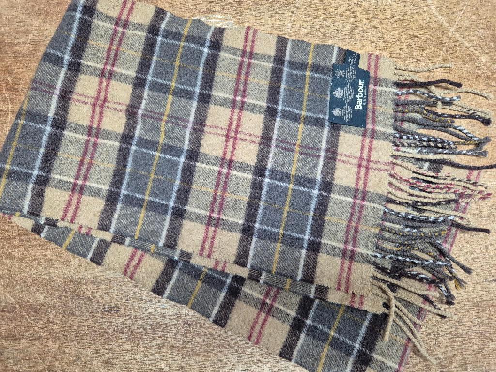 Sjaal Barbour dames en heren lamswol, Barbour, Maat 42/44 (L), Ophalen of Verzenden, Zo goed als nieuw