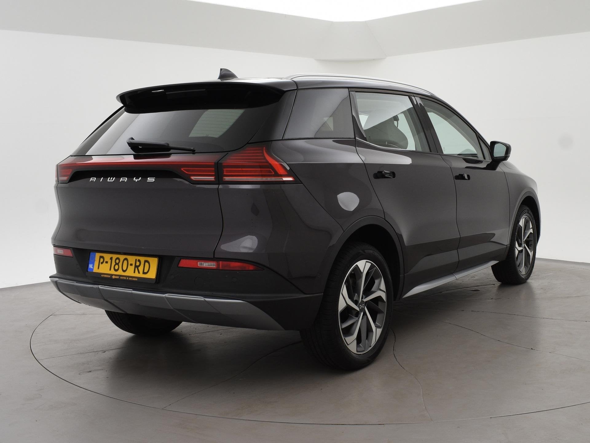 Aiways U5 63kWh SHOWROOM + 19 INCH LMV | ADAPTIVE CRUISE | L, Auto's, Aiways, U5, Gebruikt, Overige kleuren, 63 kWh