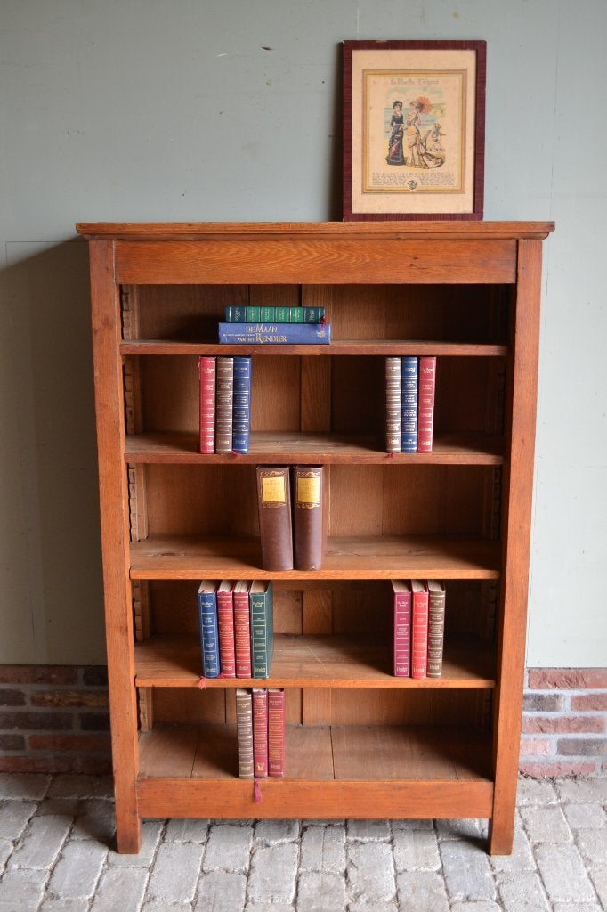 Prachtige antieke eiken Art Deco open boekenkast.