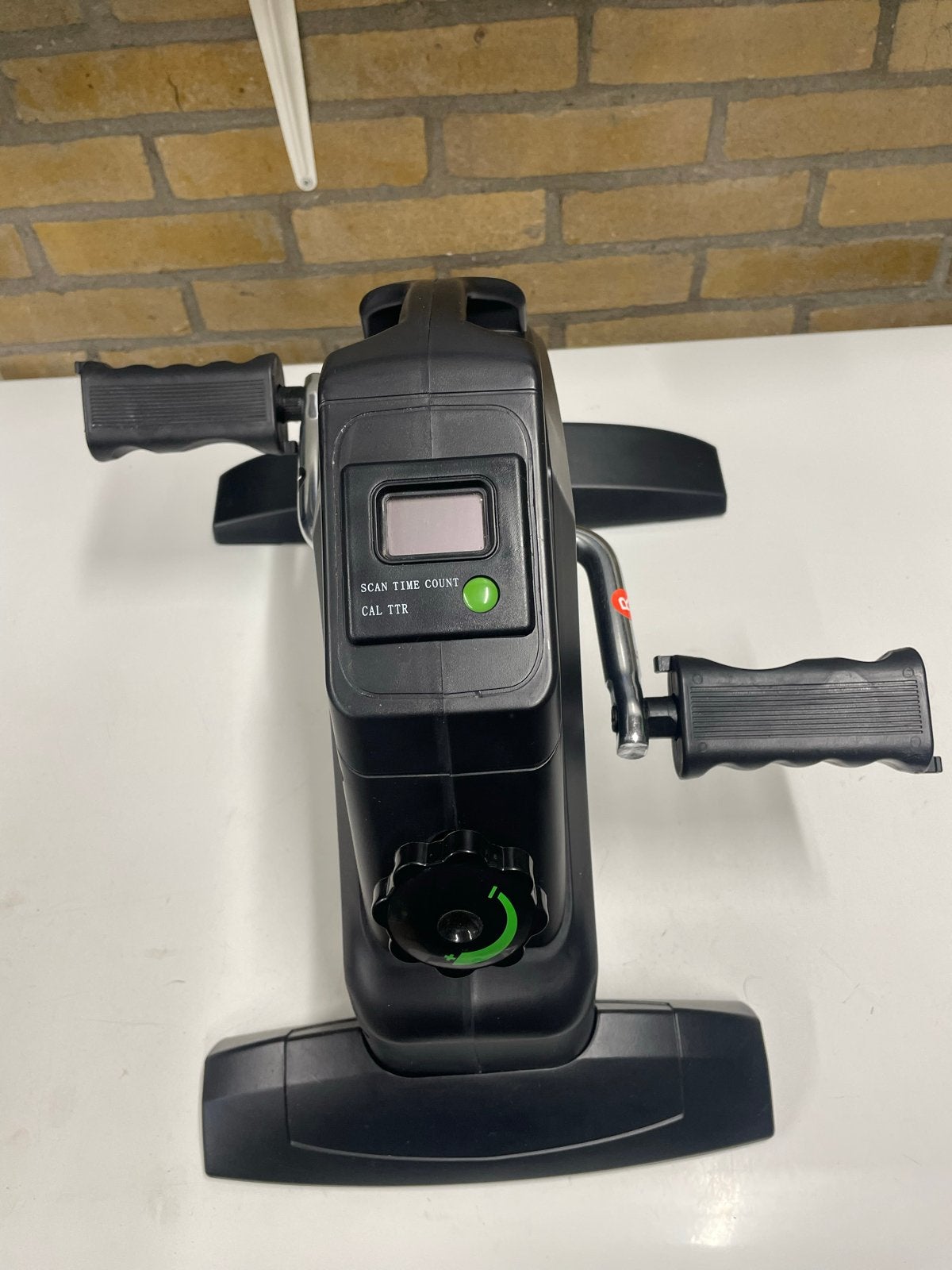 Tunturi Mini Bike Cardio Fit M30 - Compacte Hometrainer, Ophalen, Kunststof, Gebruikt, Armen