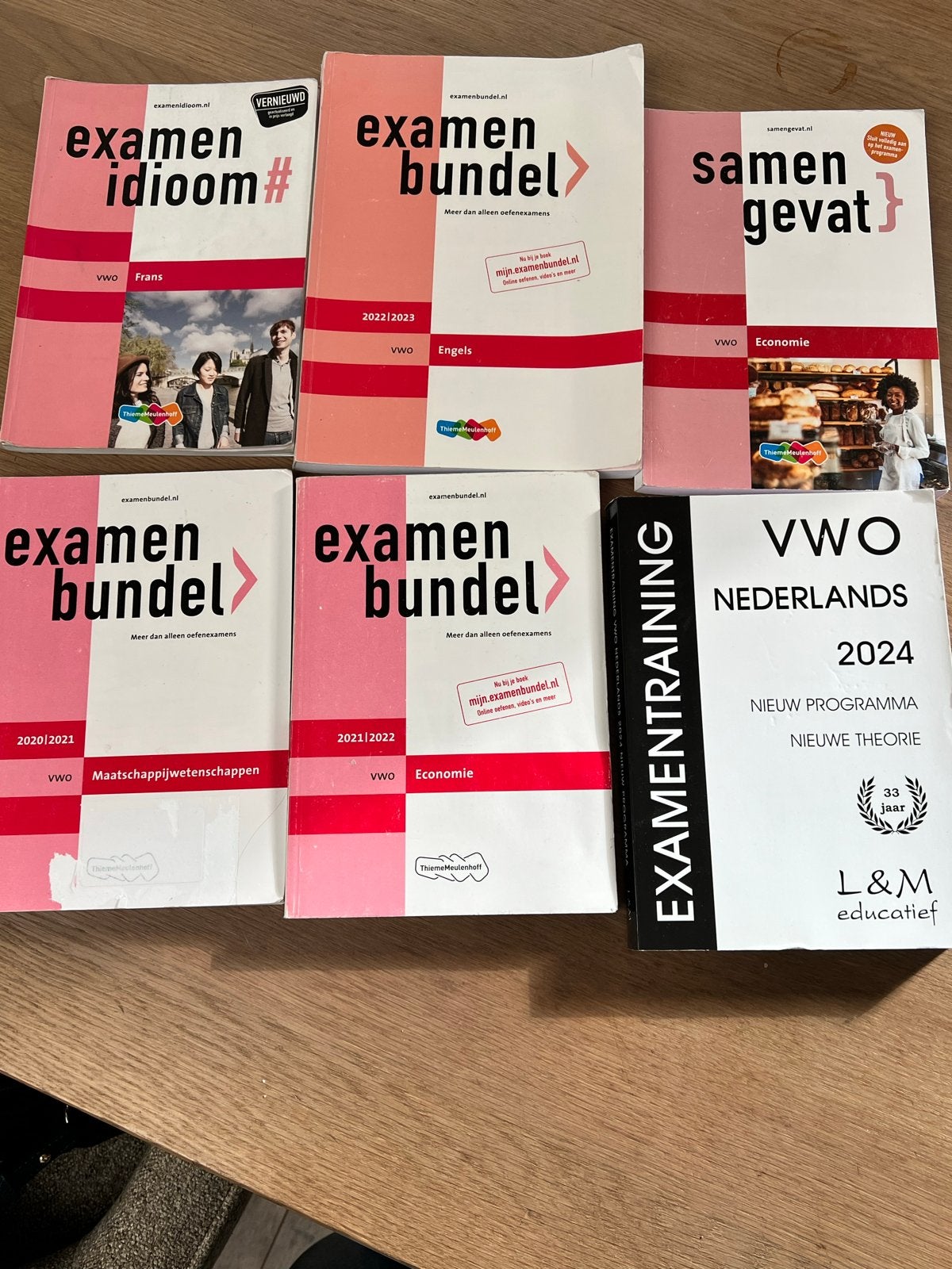 VWO Examenbundels & Samengevat - Diverse Vakken, Boeken, Ophalen of Verzenden, Gelezen, VWO, Frans