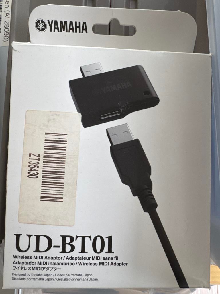 Yamaha UD-BT01 Bluetooth MIDI adapter voor keyboards, Ophalen of Verzenden, Zo goed als nieuw