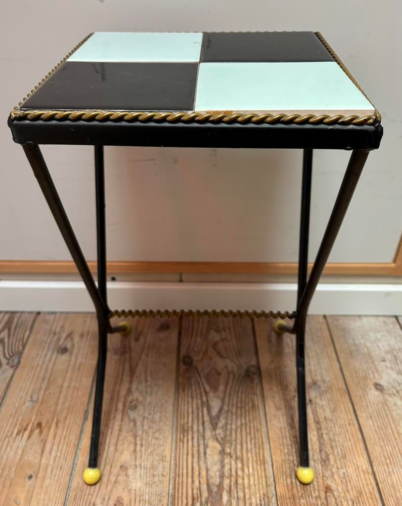 Vintage plantentafeltje bijzettafeltje, Huis en Inrichting, Tafels | Bijzettafels, Minder dan 45 cm, Minder dan 55 cm, Gebruikt