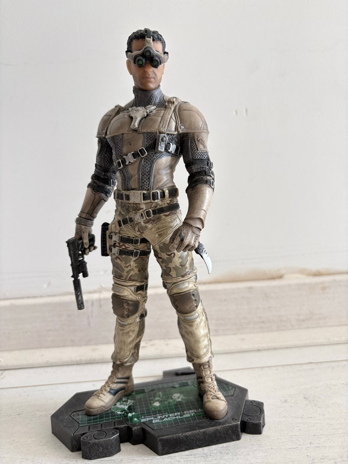 Splinter Cell Blacklist Sam Fisher Figuur + Steelbook, Verzenden, Zo goed als nieuw