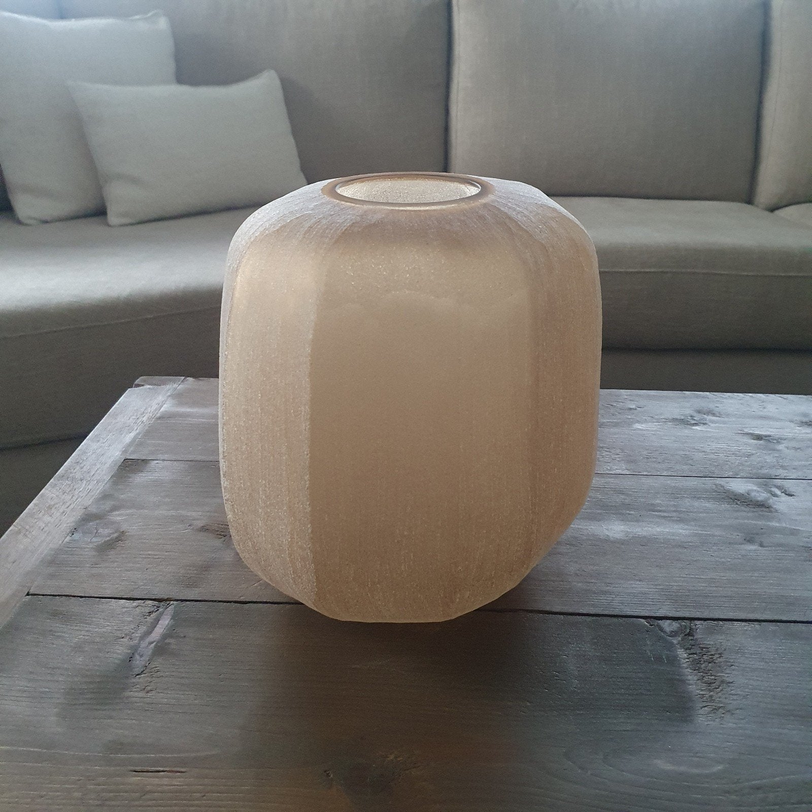 Bolia vaas van Leen Bakker, Huis en Inrichting, Ophalen, Overige materialen, Met patroon/structuur, Beige