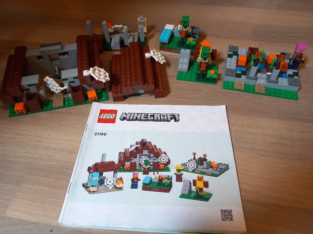 Lego Minecraft 21190 Het Verlaten Dorp, Gebruikt, Minecraft, Lego, Ophalen of Verzenden