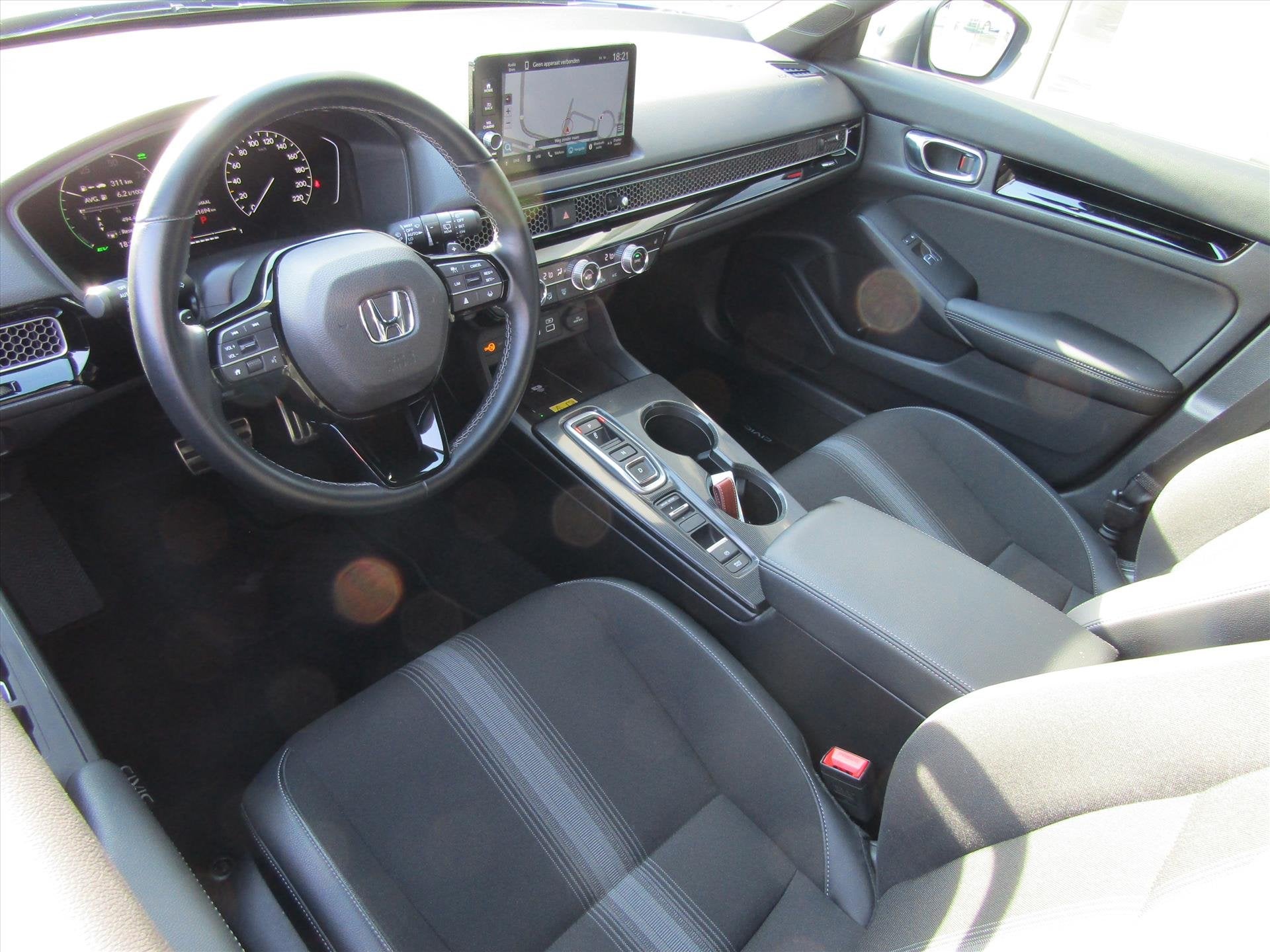 Honda Civic 2.0 HYBRID 184PK eCVT Sport, DUCKTAIL SPOILER,TR, Auto's, Honda, Automaat, Dealer onderhouden, Stof, Gebruikt