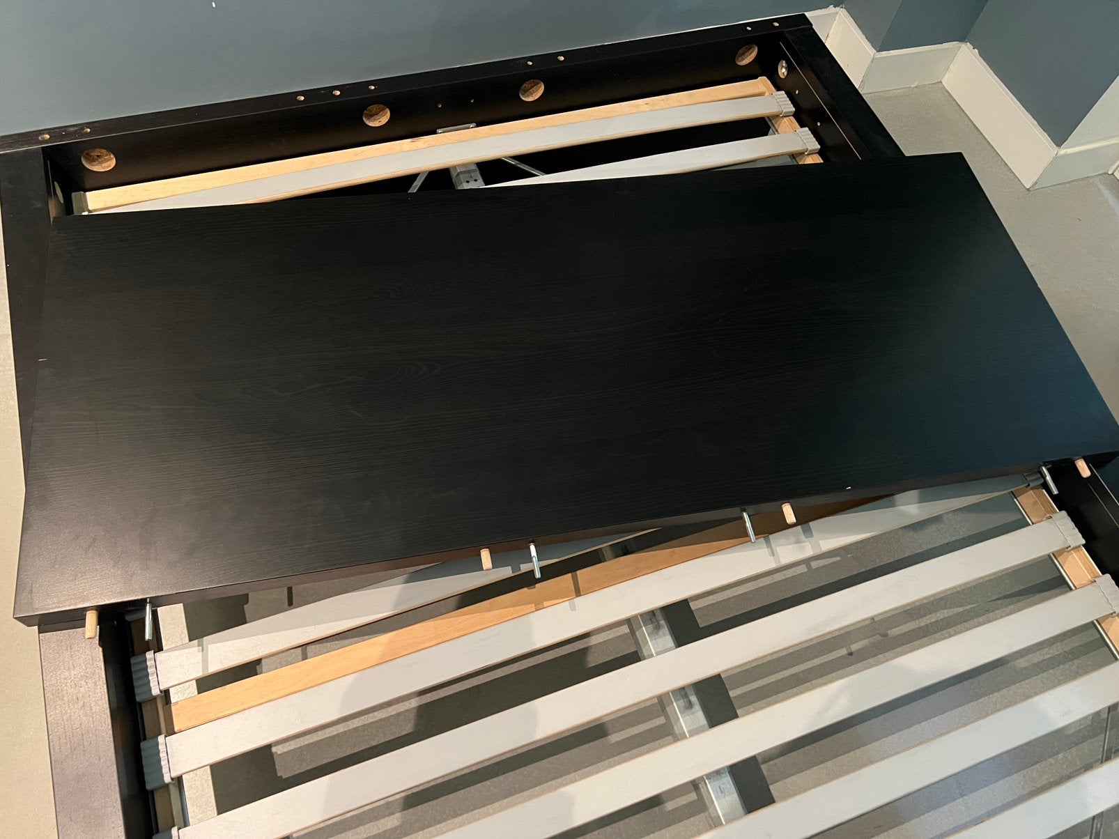 IKEA MALM achterwand zwart bruin in perecte staat, Ophalen, Zo goed als nieuw, Dakraam, Minder dan 80 cm