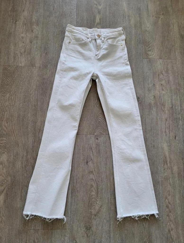 Revelation jeans maat W25, Kleding | Dames, Spijkerbroeken en Jeans, Wit, Ophalen of Verzenden, Zo goed als nieuw, W27 (confectie 34) of kleiner