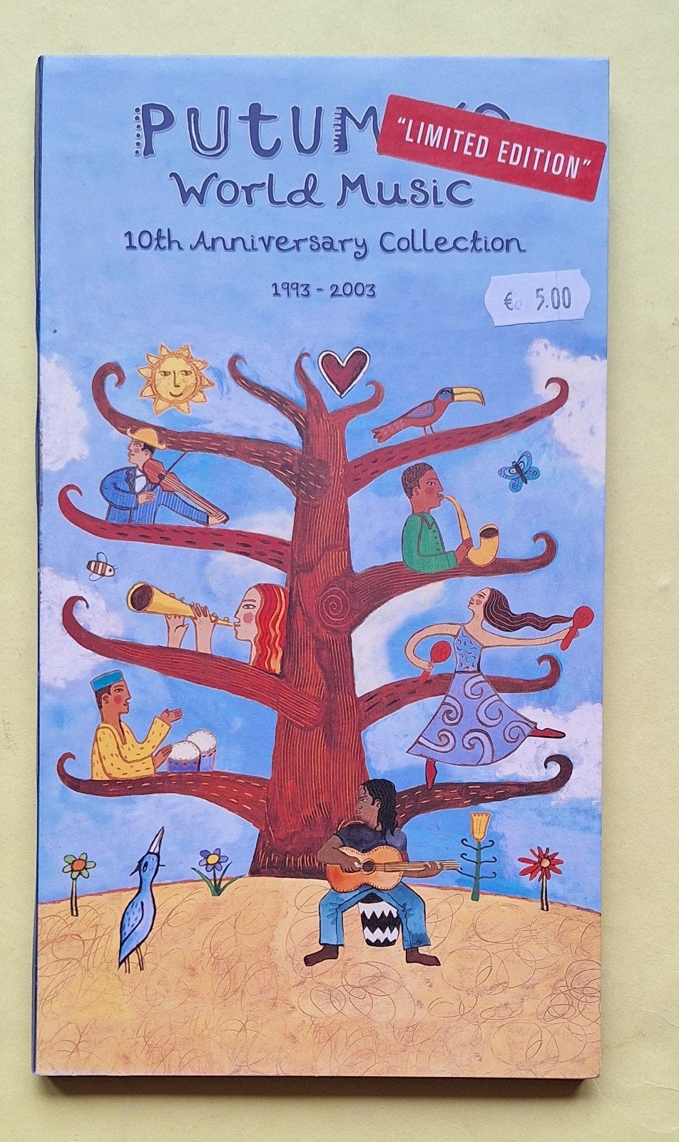 Putumayo World Music 10th Anniversary Collection CD, Cd's en Dvd's, Overige genres, Inclusief boekje, Ophalen of Verzenden, Zo goed als nieuw